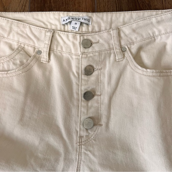 Womens High Waist Wide Leg Cream  Jeans Denim Size 28 Button Fly Cotton Trendy - Picture 4 of 14